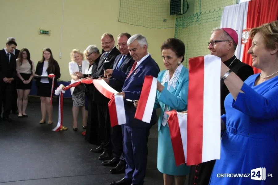 Nowa sala gimnastyczna w 'Dwójce' (zdjęcia, wideo)