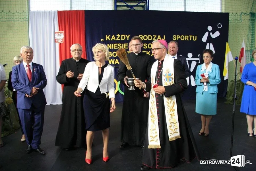 Nowa sala gimnastyczna w 'Dwójce' (zdjęcia, wideo)