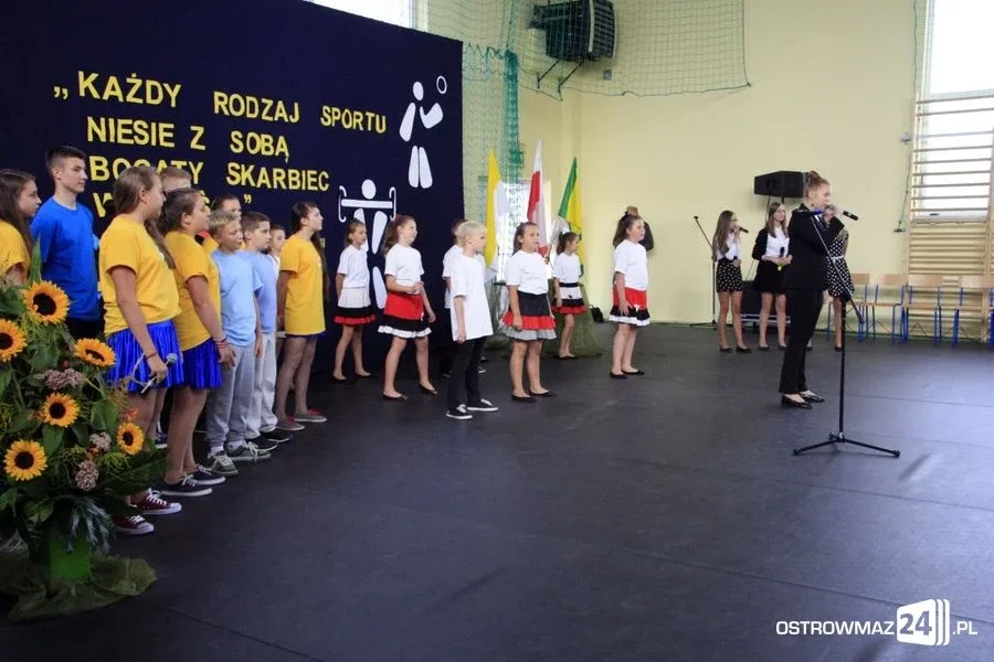 Nowa sala gimnastyczna w 'Dwójce' (zdjęcia, wideo)