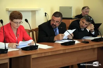 Obradowali radni powiatowi (zdjęcia)