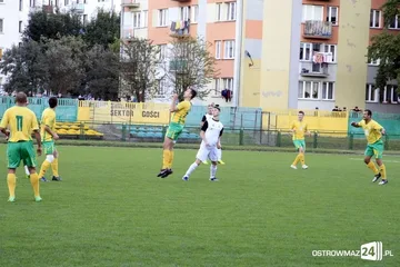 Sędzia główny gwiazdą meczu KS Ostrovia (zdjęcia, wideo)