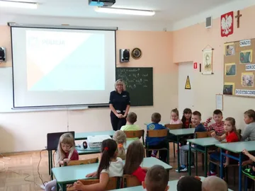 Spotkania profilaktyczne ostrowskich funkcjonariuszy