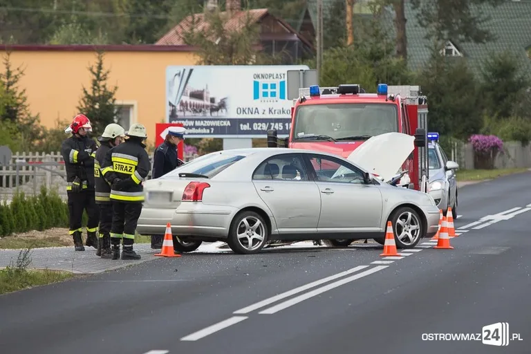 Wypadek w Ugniewie. 20-latek w szpitalu (foto)
