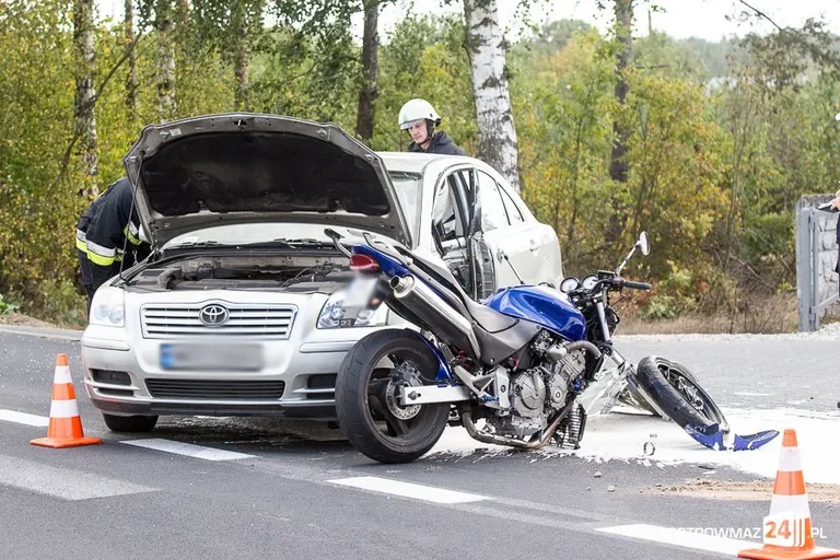 Wypadek w Ugniewie. 20-latek w szpitalu (foto)