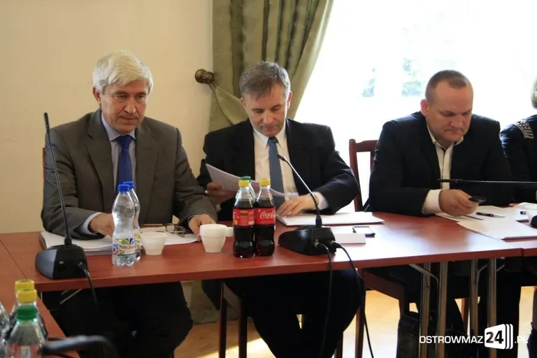 Bez burmistrza, bez obelg i w niespełna 3 godziny (foto)