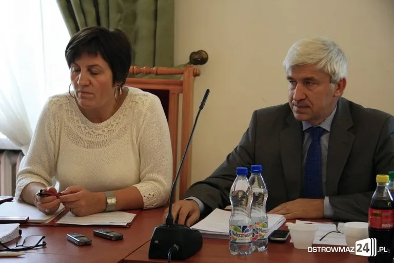 Bez burmistrza, bez obelg i w niespełna 3 godziny (foto)