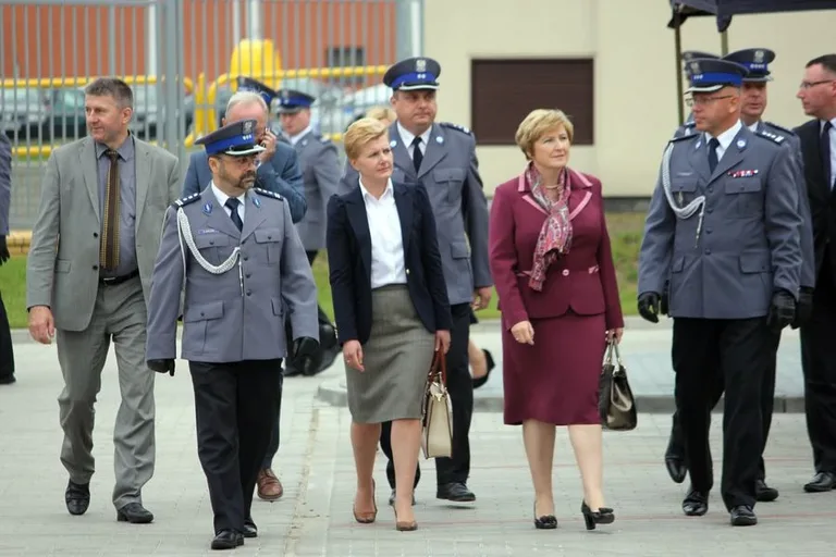 Ostrowscy policjanci odznaczeni (zdjęcia, wideo)
