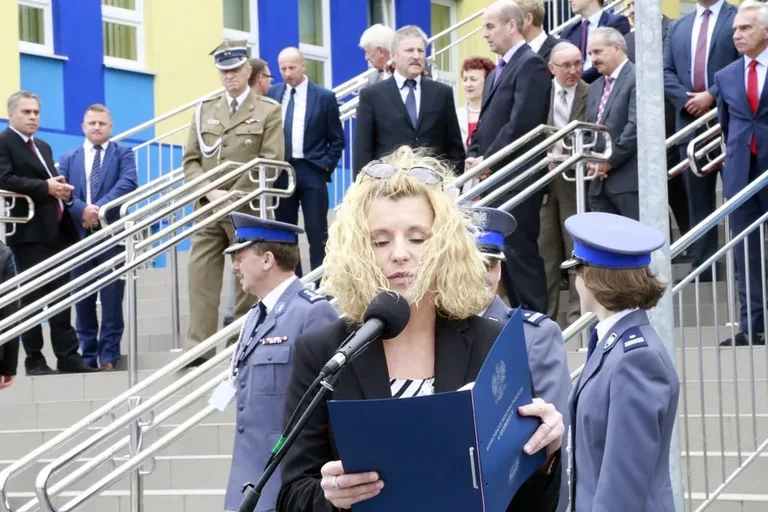 Ostrowscy policjanci odznaczeni (zdjęcia, wideo)