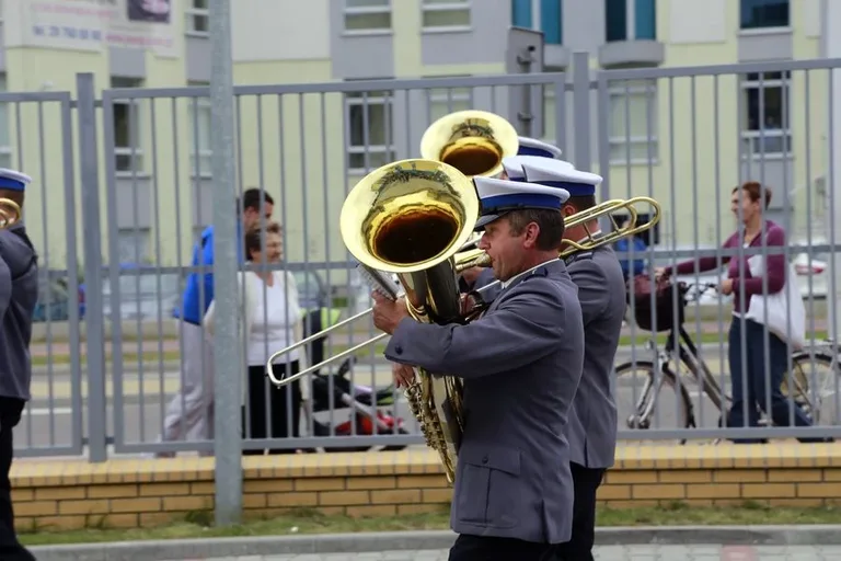 Ostrowscy policjanci odznaczeni (zdjęcia, wideo)