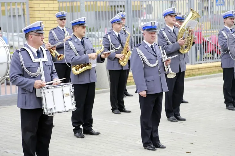 Ostrowscy policjanci odznaczeni (zdjęcia, wideo)