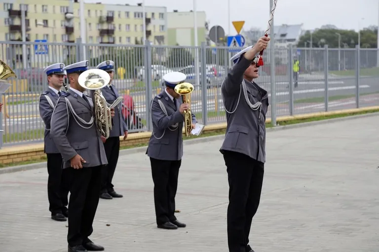 Ostrowscy policjanci odznaczeni (zdjęcia, wideo)