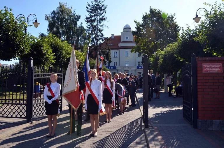 Ostrowski ogólniak ma już 105 lat (zdjęcia)