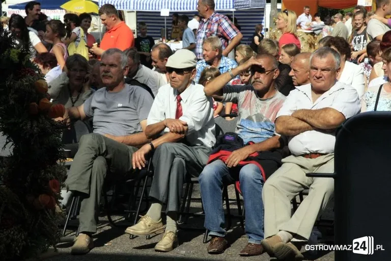 Trwają Dożynki Gminne w Komorowie (zdjęcia)