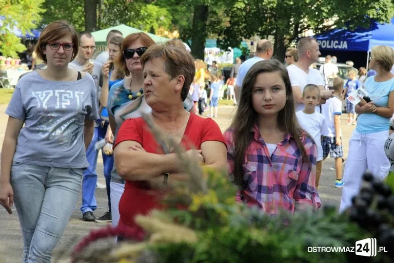 Trwają Dożynki Gminne w Komorowie (zdjęcia)