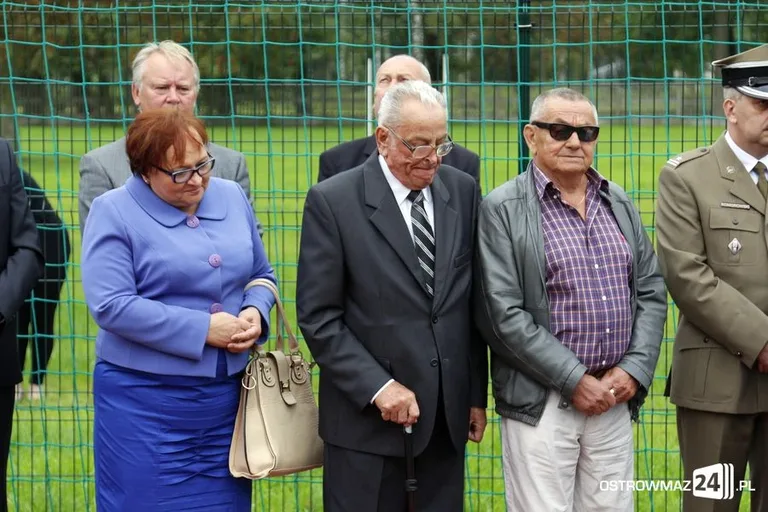 Rozpoczęcie roku szkolnego w ostrowskich szkołach (zdjęcia)
