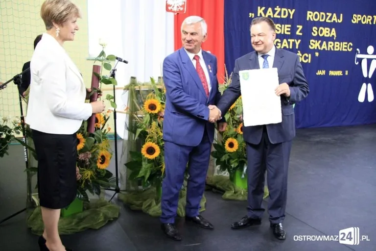 Nowa sala gimnastyczna w 'Dwójce' (zdjęcia, wideo)