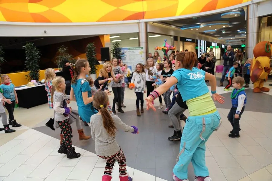 Zumba dla dzieci w Galerii Bursztynowej (zdjęcia, wideo)