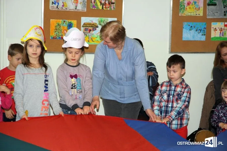 Zaczarowana podróż w domu kultury (zdjęcia)