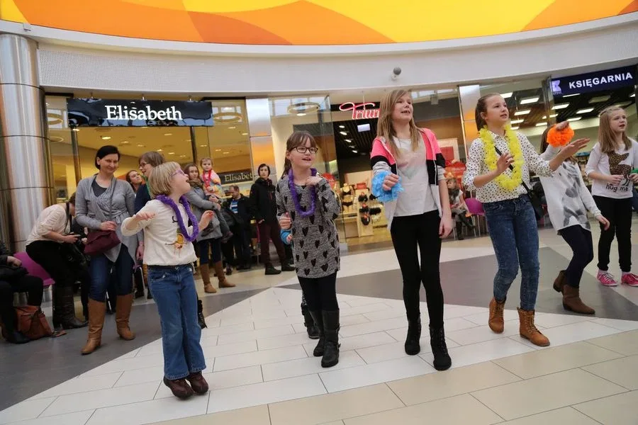 Zumba dla dzieci w Galerii Bursztynowej (zdjęcia, wideo)