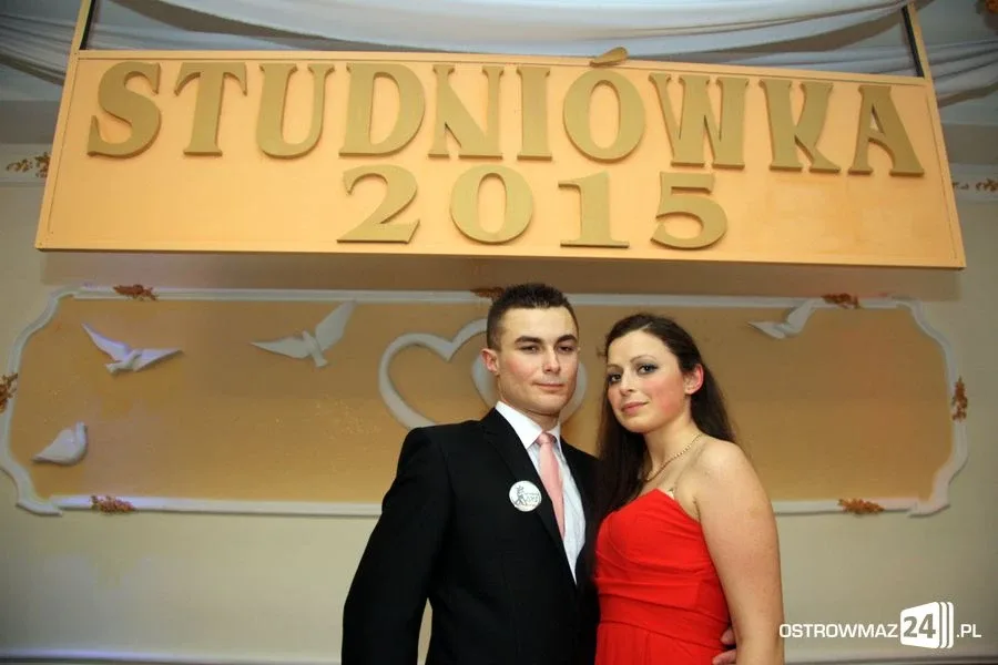 Studniówka ZS CKR w Starym Lubiejewie (zdjęcia, wideo)
