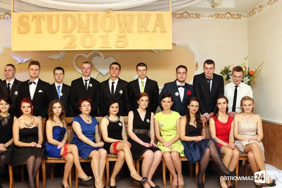 Studniówka ZS CKR w Starym Lubiejewie (zdjęcia, wideo)