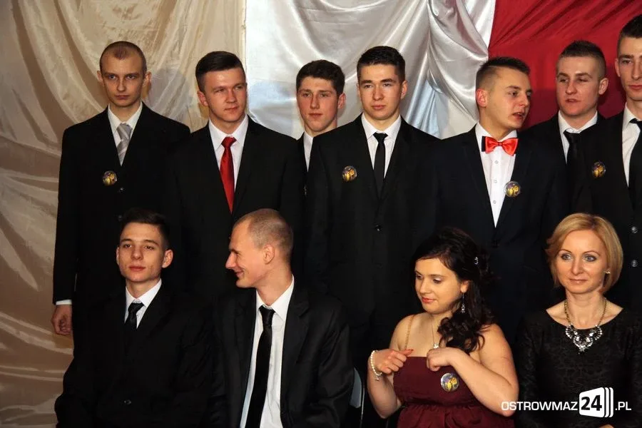 Studniówka Zespołu Szkół w Małkini Górnej (zdjęcia, wideo)