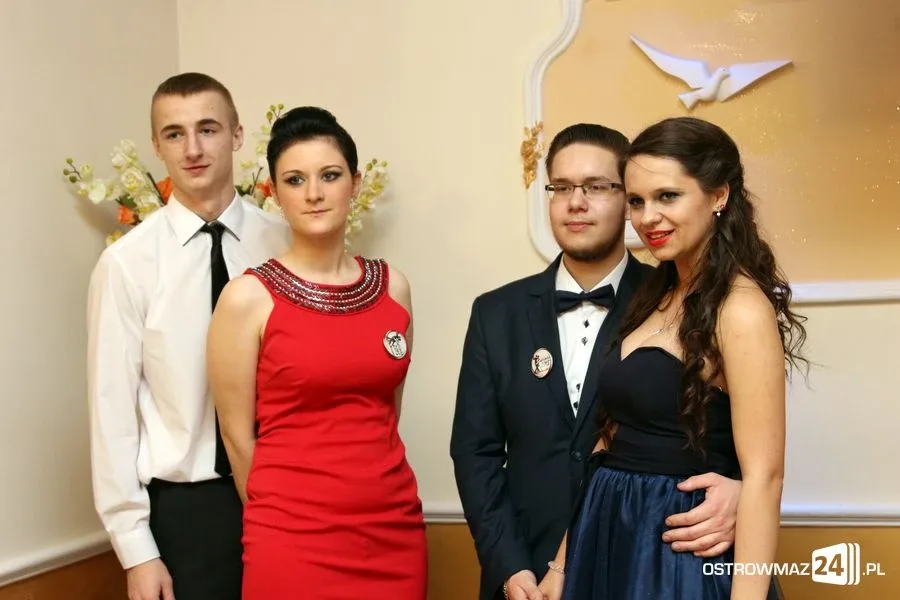 Studniówka ZS CKR w Starym Lubiejewie (zdjęcia, wideo)