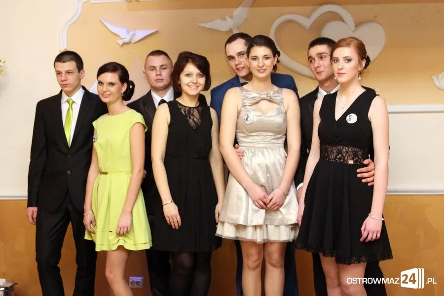 Studniówka ZS CKR w Starym Lubiejewie (zdjęcia, wideo)