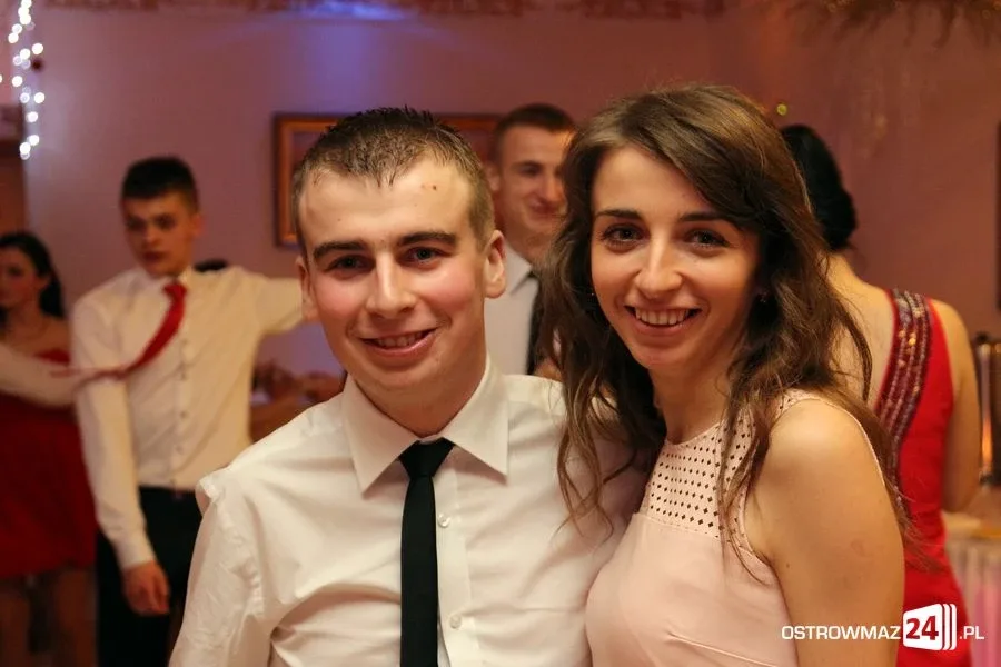 Studniówka ZS CKR w Starym Lubiejewie (zdjęcia, wideo)
