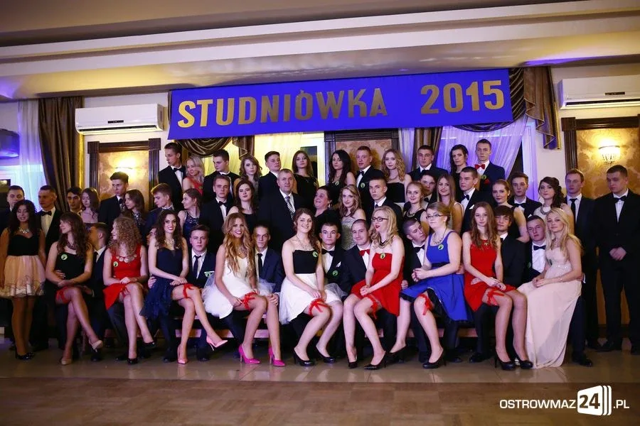 Studniówka LO w Ostrowi Mazowieckiej (zdjęcia, wideo)