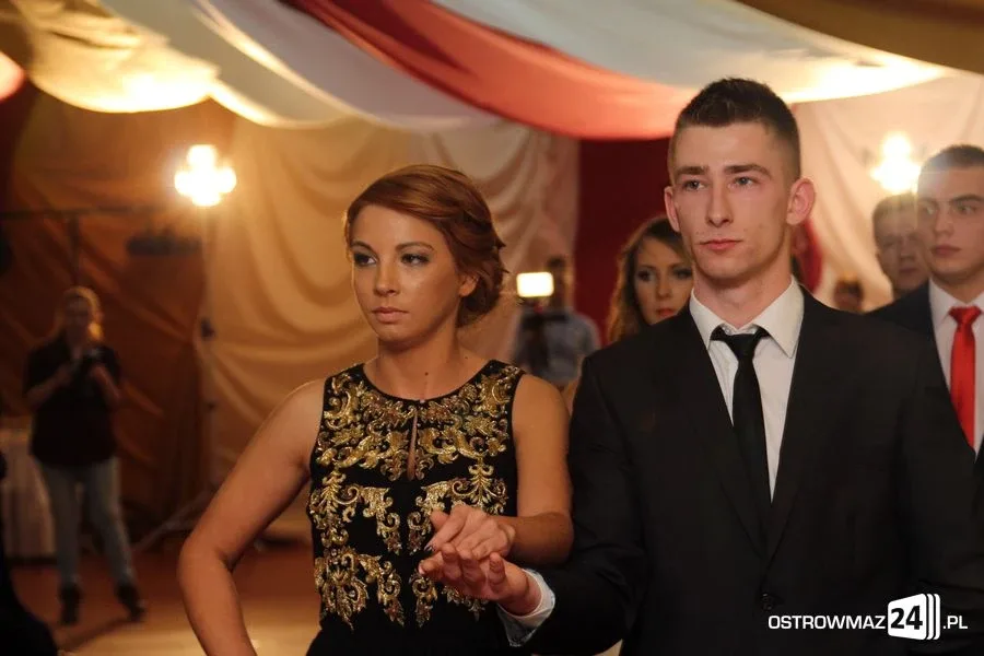 Studniówka Zespołu Szkół w Małkini Górnej (zdjęcia, wideo)