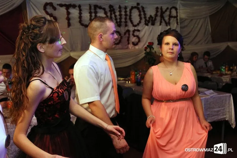 Studniówka Zespołu Szkół w Małkini Górnej (zdjęcia, wideo)
