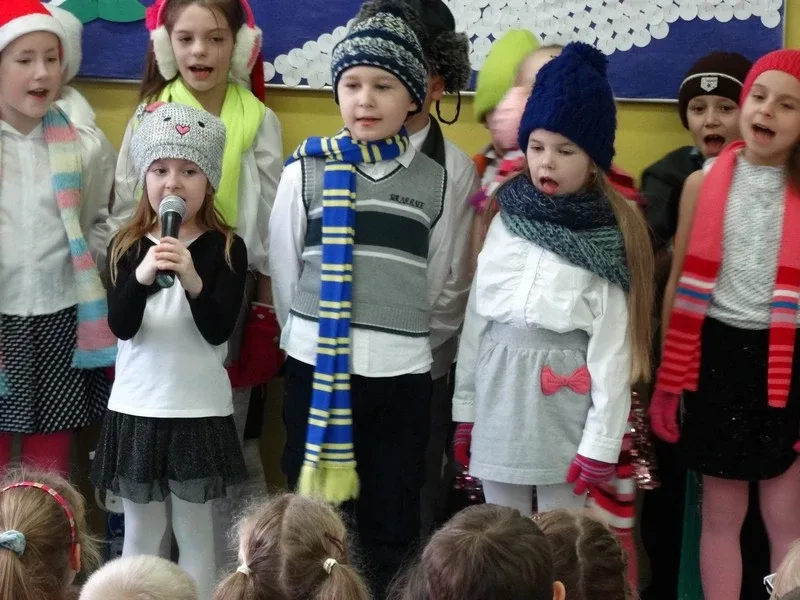 Bezpieczne zabawy zimowe (zdjęcia)