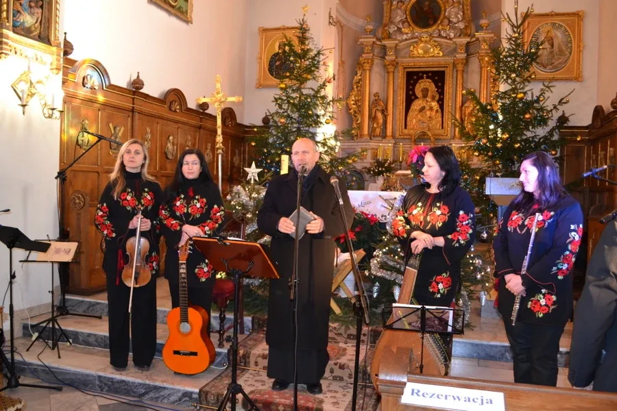 Noworoczny koncert kolęd i pastorałek w Broku (zdjęcia)