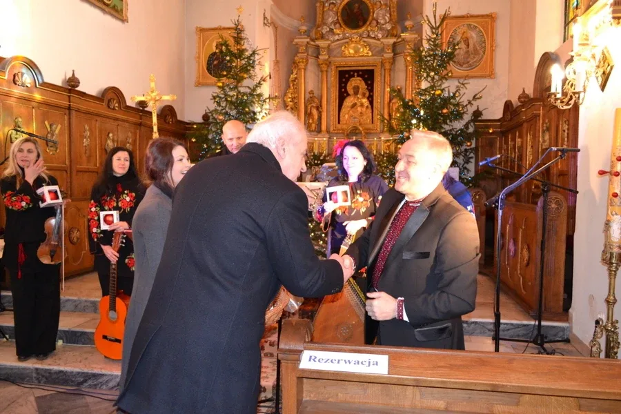 Noworoczny koncert kolęd i pastorałek w Broku (zdjęcia)