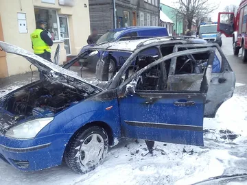 Pożar samochodu na ul. Batorego (nowe zdjęcia)