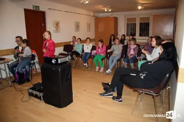 Śpiewająca środa z karaoke (zdjęcia)