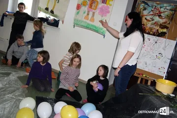 Wbijali gwoździe bananem (zdjęcia)