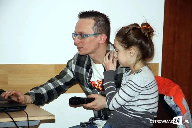 Śpiewająca środa z karaoke (zdjęcia)