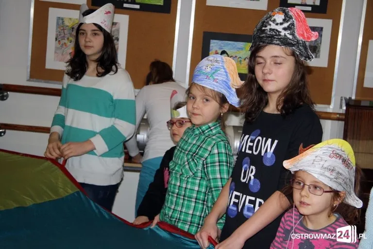 Zaczarowana podróż w domu kultury (zdjęcia)