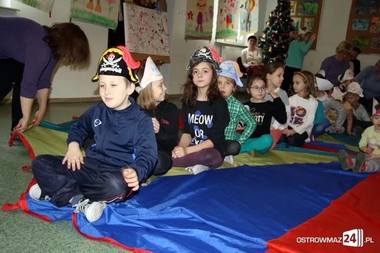 Zaczarowana podróż w domu kultury (zdjęcia)