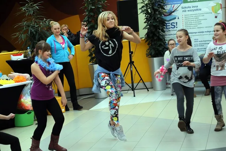Zumba dla dzieci w Galerii Bursztynowej (zdjęcia, wideo)