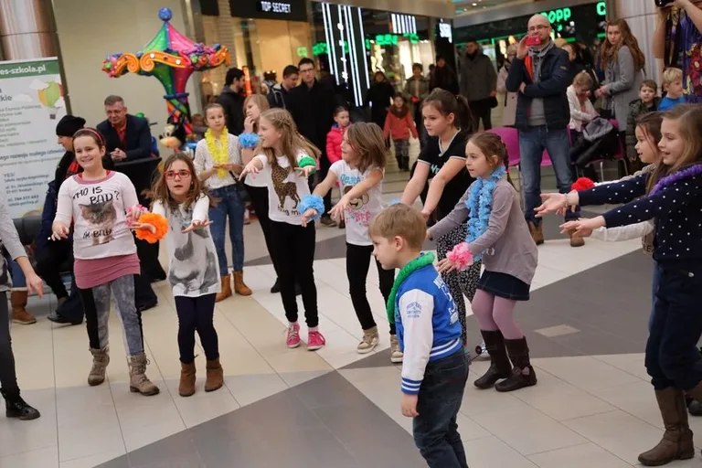Zumba dla dzieci w Galerii Bursztynowej (zdjęcia, wideo)
