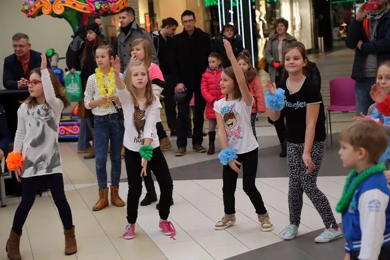 Zumba dla dzieci w Galerii Bursztynowej (zdjęcia, wideo)