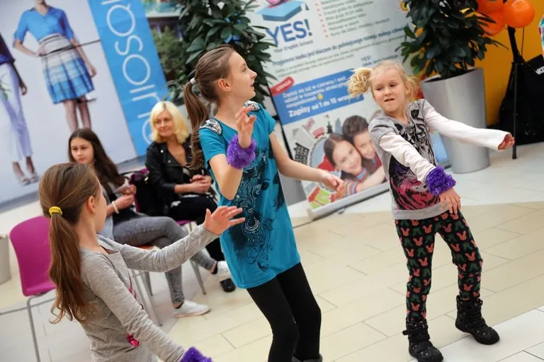 Zumba dla dzieci w Galerii Bursztynowej (zdjęcia, wideo)