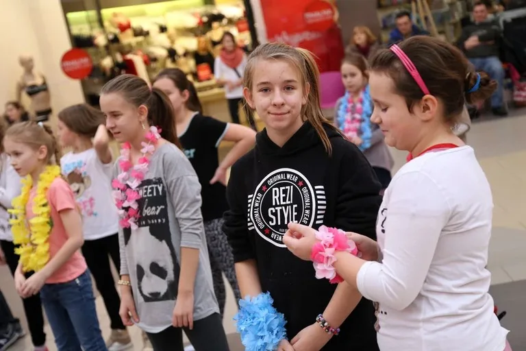 Zumba dla dzieci w Galerii Bursztynowej (zdjęcia, wideo)