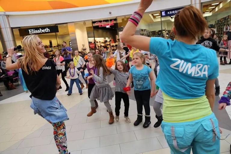 Zumba dla dzieci w Galerii Bursztynowej (zdjęcia, wideo)
