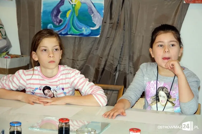 W MDK malowali na szkle (zdjęcia)