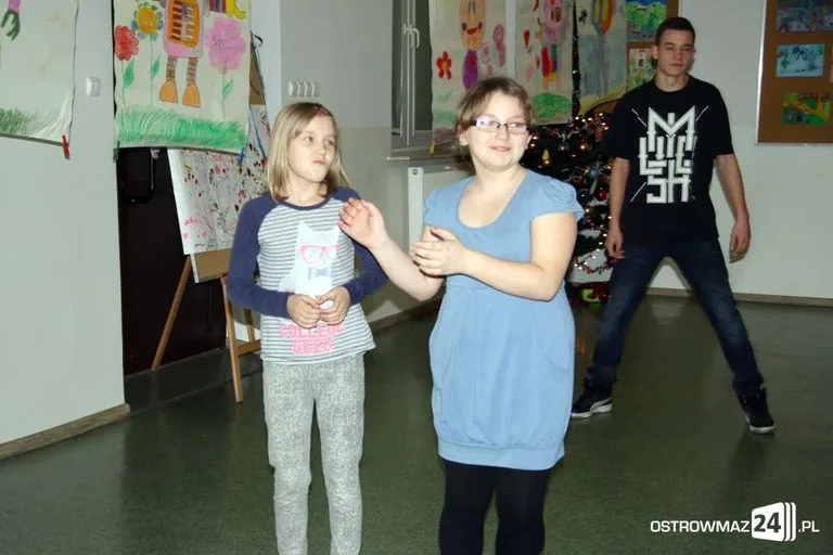 Taneczne popołudnie w domu kultury (zdjęcia)