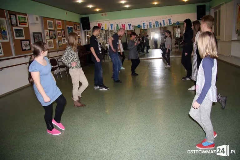 Taneczne popołudnie w domu kultury (zdjęcia)